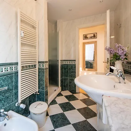 Housmart Treves 2 Apartment Bologna