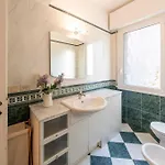 דירה Housmart Treves 2 *