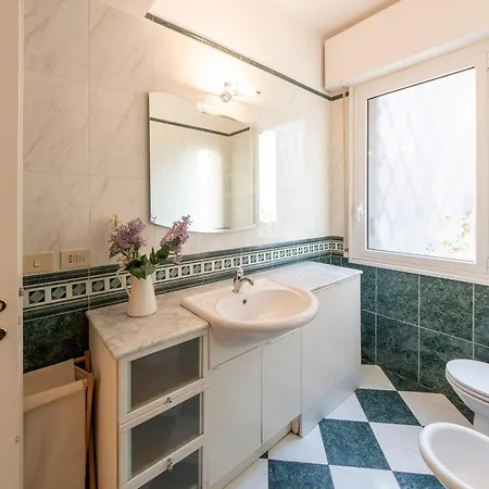 Апартаменты Housmart Treves 2 *