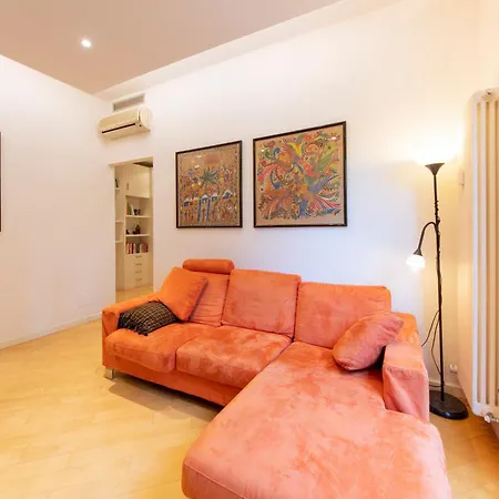 Апартаменты Housmart Treves 2 *