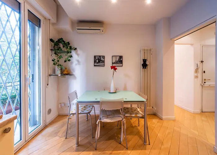 Housmart Treves 2 * Bologna